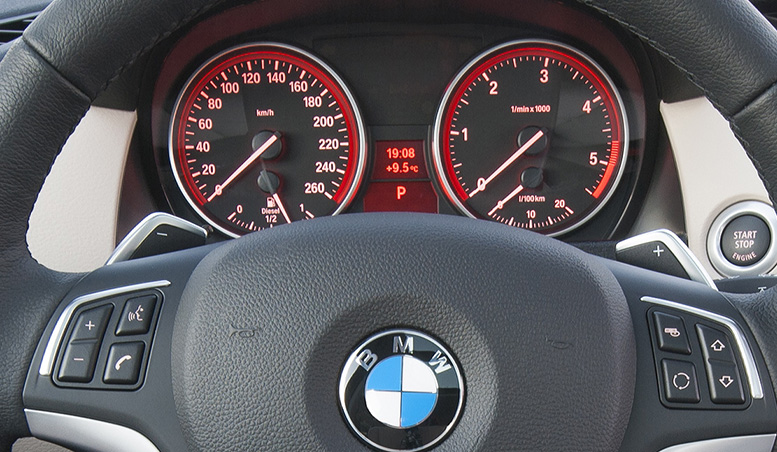 тест-драйв BMW X1 2009