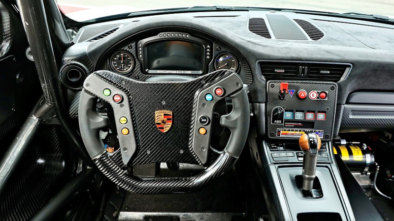 Rezvani Retro RR1: американский ретромод по мотивам легендарного Porsche 935